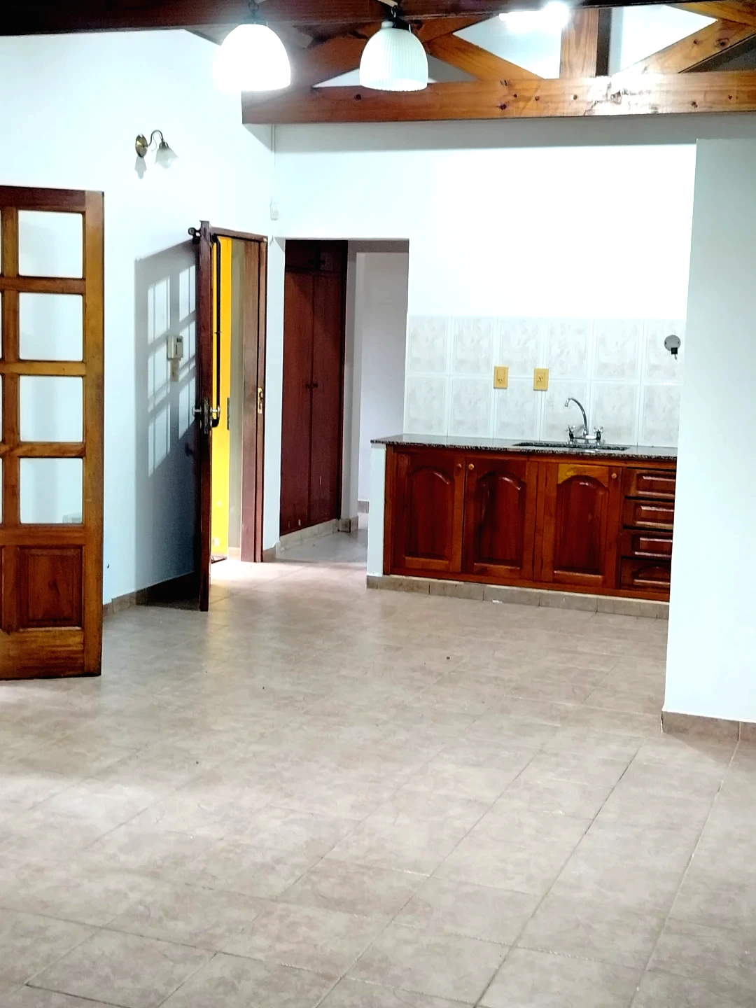 Casa en ALQUILER – Barrio Fátima