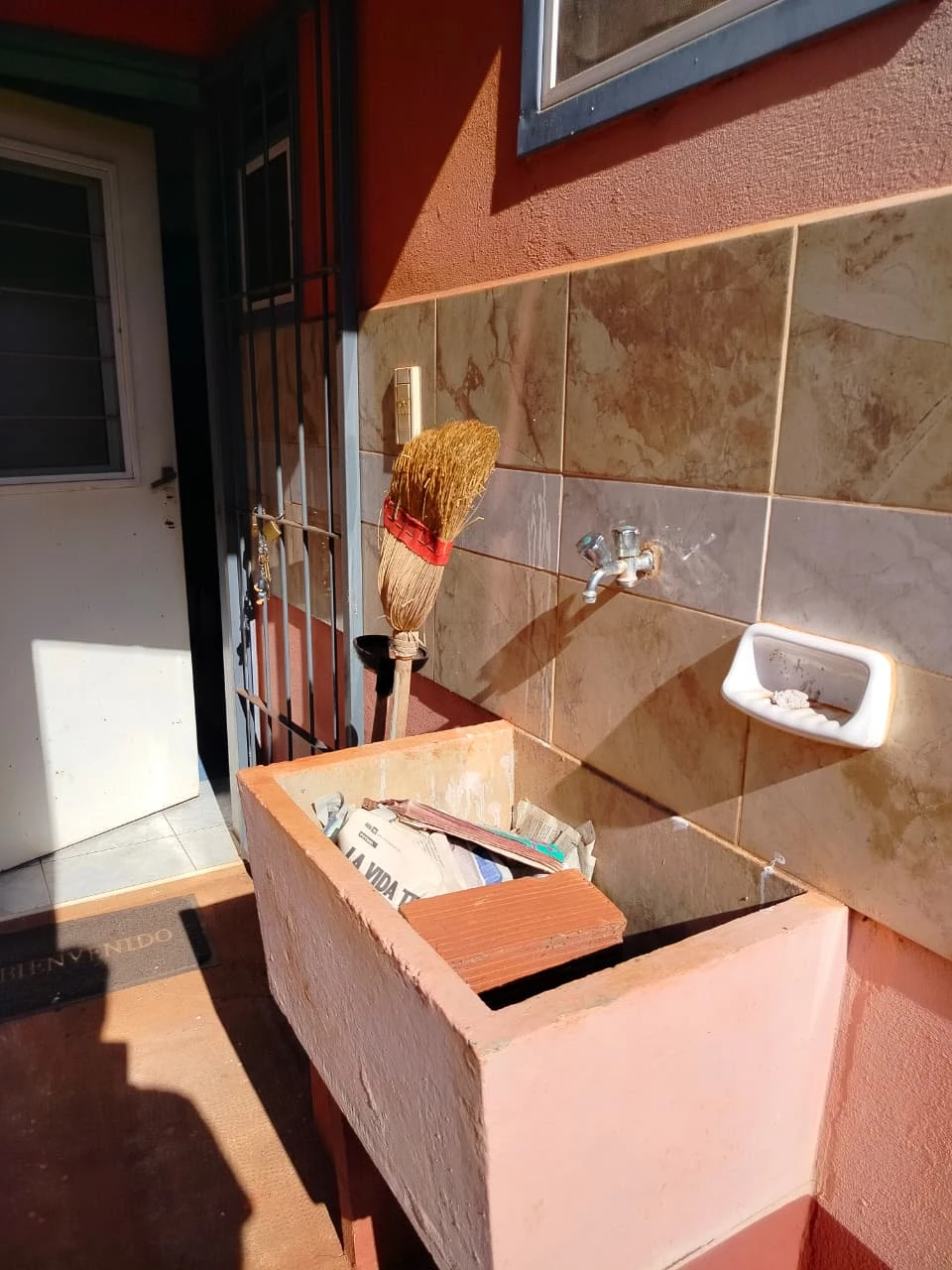 Casa AMOBLADA en ALQUILER - VENTA