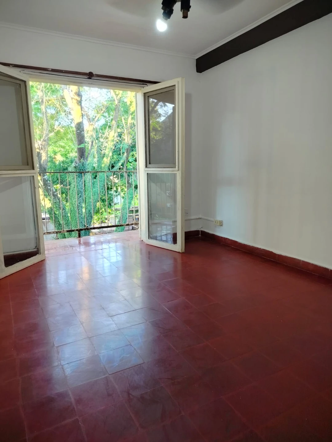 Dpto. en ALQUILER – Chacra 122 (Barrio Papel Misionero)