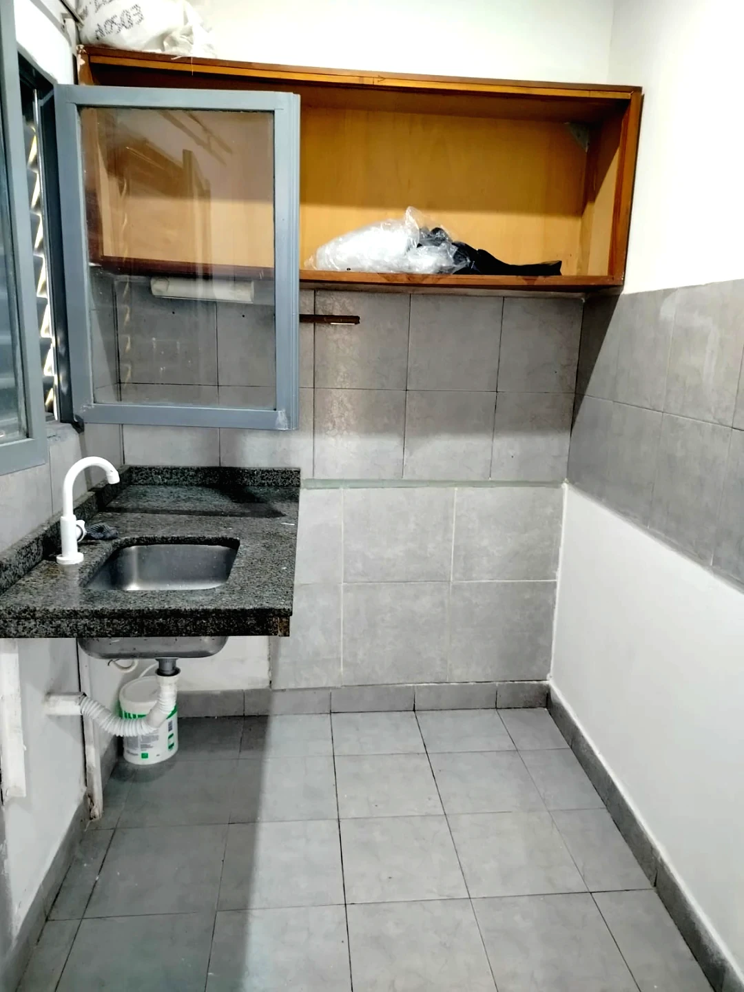 Monoambiente en ALQUILER – Franklin e Ituzaingó