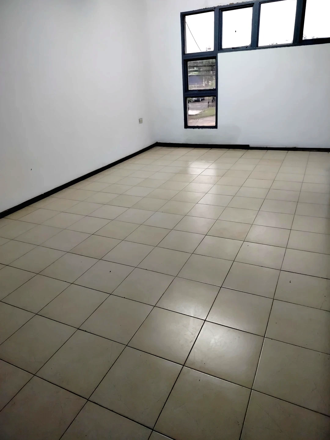 Oficinas en ALQUILER – Uso mensual o diario