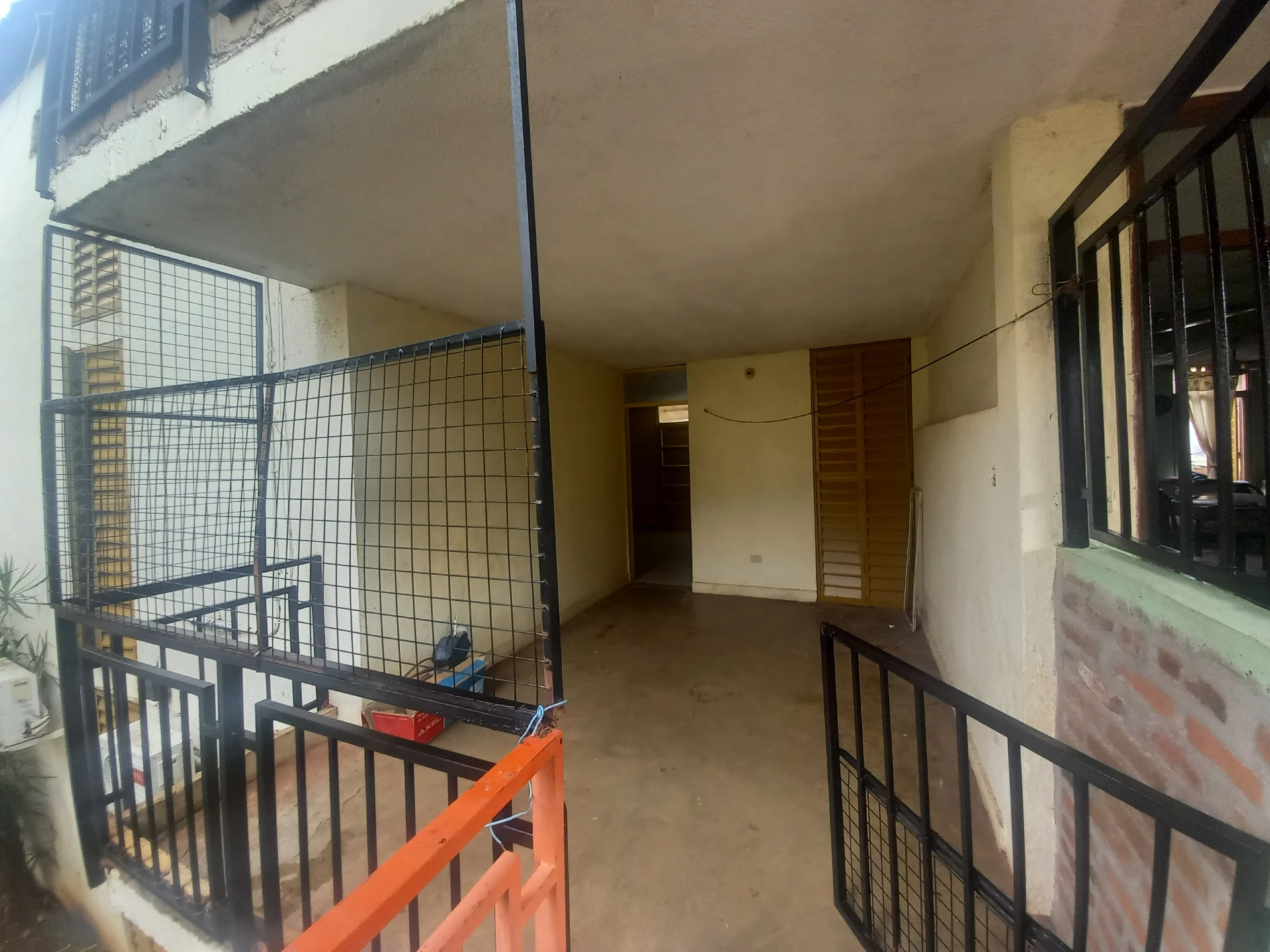 Dpto. en VENTA – Chacra 150 1er Piso