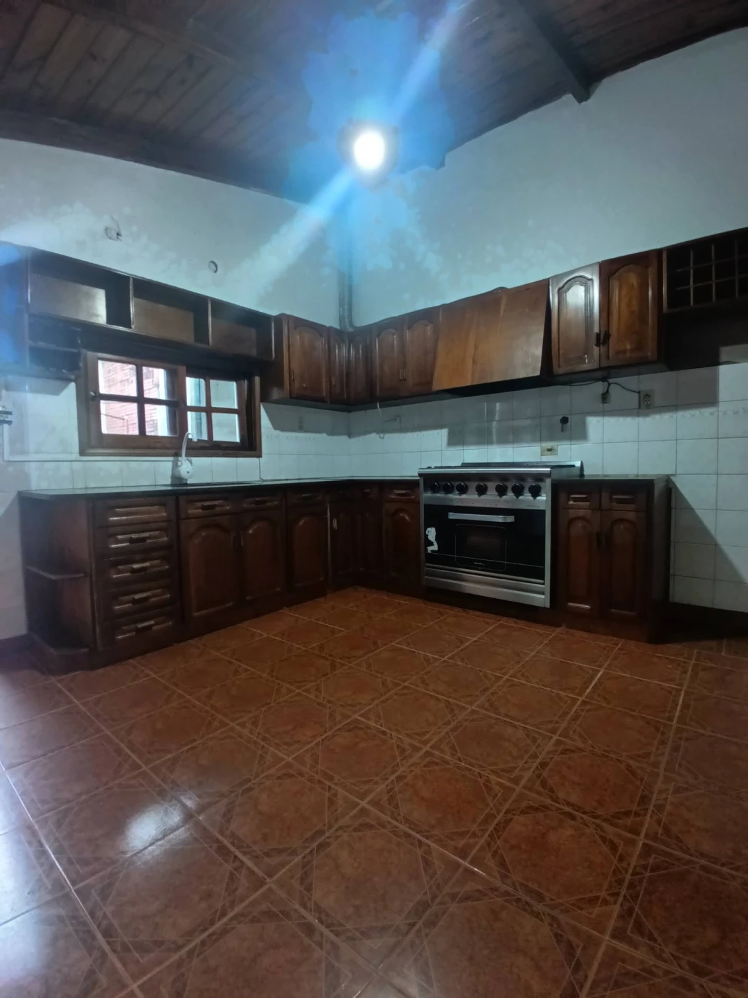 Casa en VENTA – Barrio Luz y Fuerza