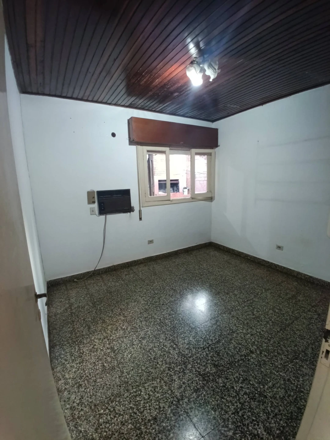 Casa en VENTA – Barrio Luz y Fuerza