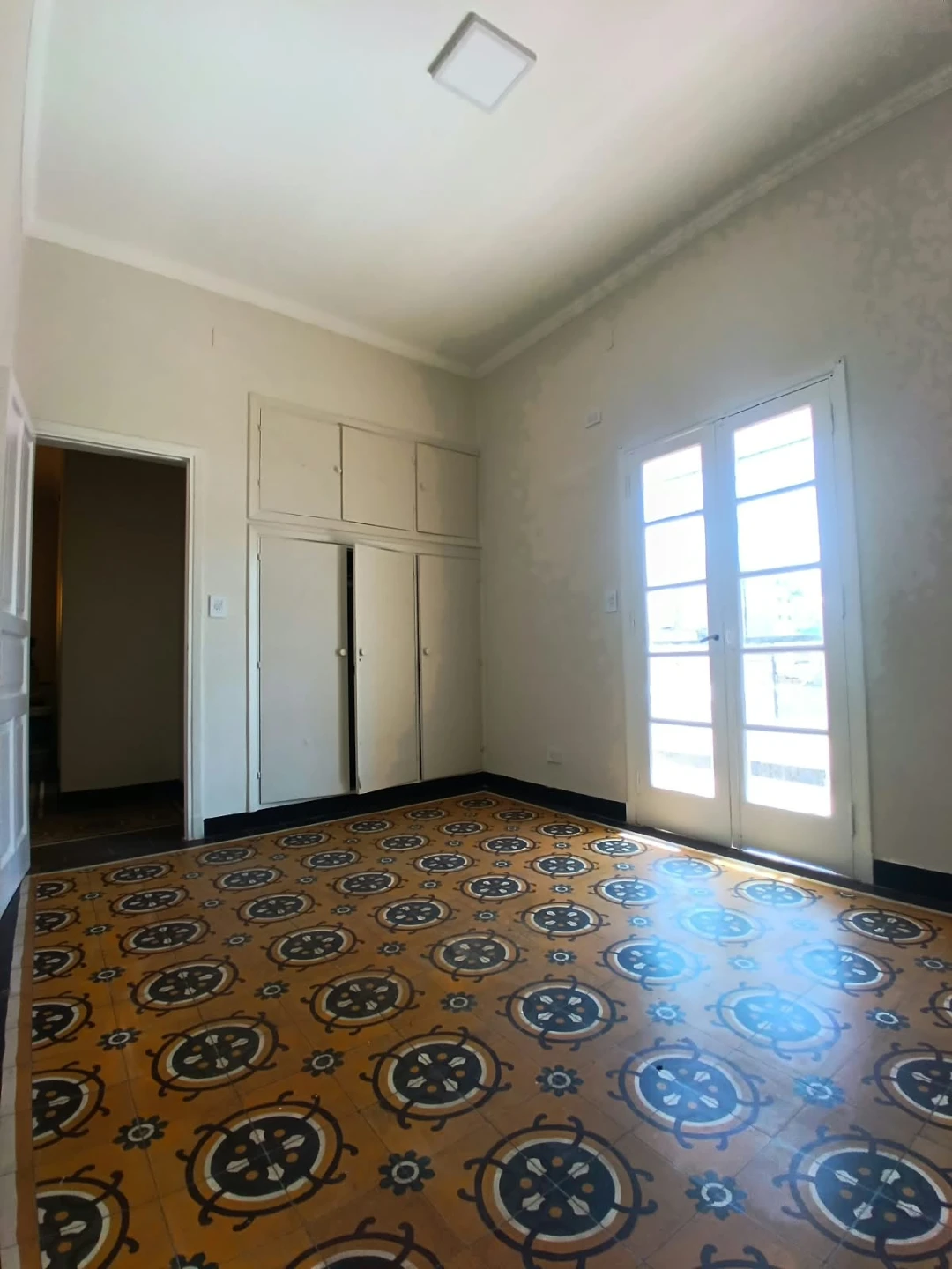 Dpto en ALQUILER – Micro Centro. Salta. SIN EXPENSAS