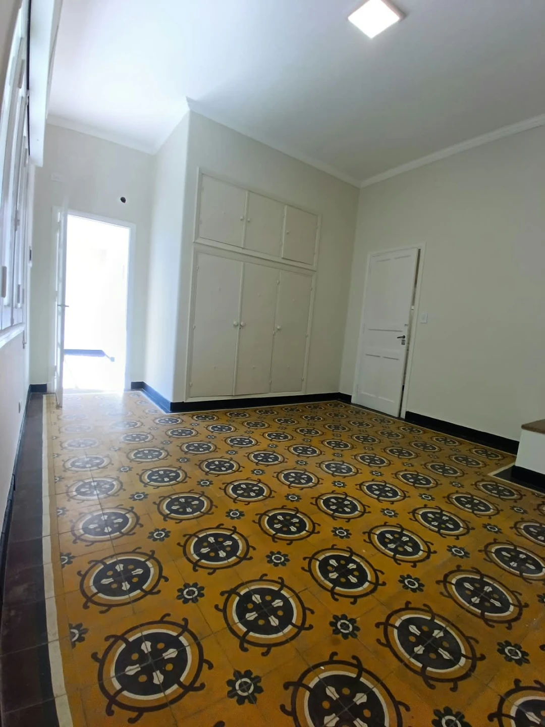 Dpto en ALQUILER – Micro Centro. Salta. SIN EXPENSAS